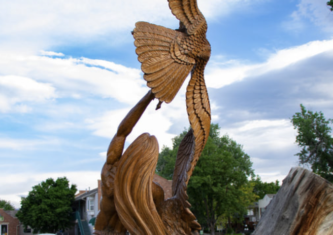 Hand-carved willow sculpture of Niisiitenoot Nii'eihiiho — The Eagle Catcher, in Niwot, Colorado.