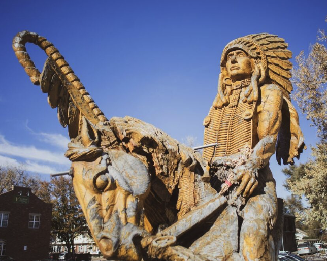 Hand-carved willow sculpture of Biitoheinen — Spear Lodge Man, in Niwot, Colorado.